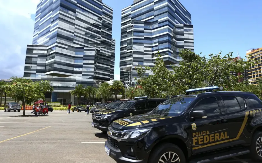 Polícia Federal adia depoimento de Daniel Vorcaro para 24 de setembro em caso de fraudes