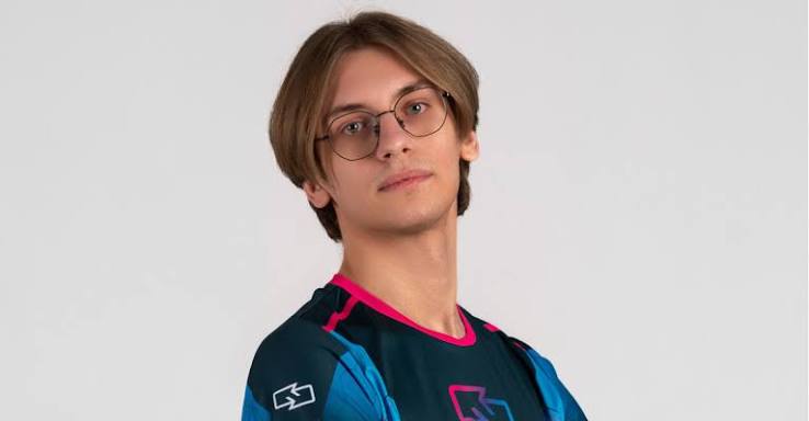 Riot Bans League of Legends Player Jakub “Syzyf” Ruta for Family Betting Allegations