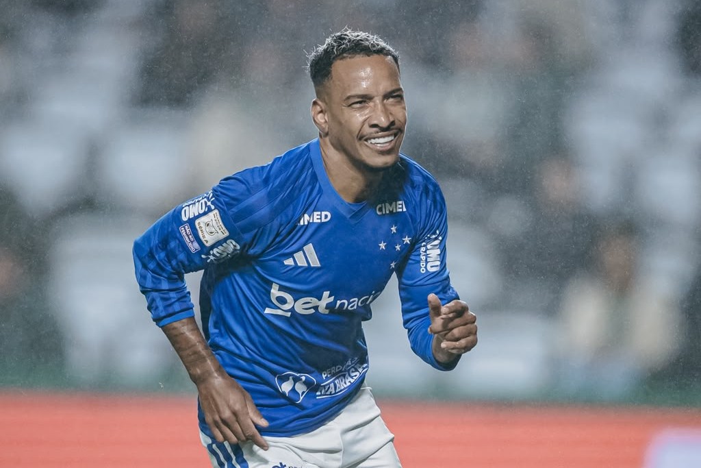 Matheus Pereira comemora gol de vitória e destaca coletividade do Cruzeiro