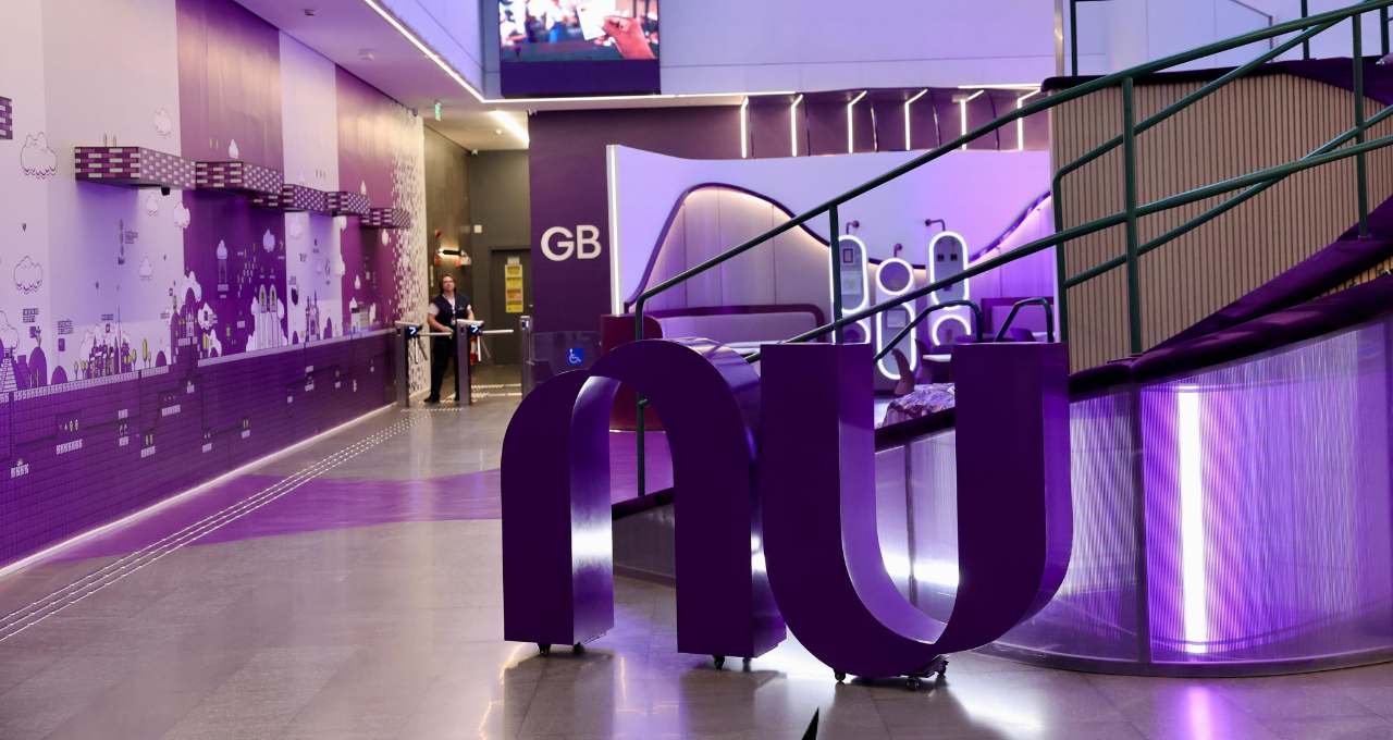Nubank (ROXO34) compra banco carioca com 3 décadas de estrada